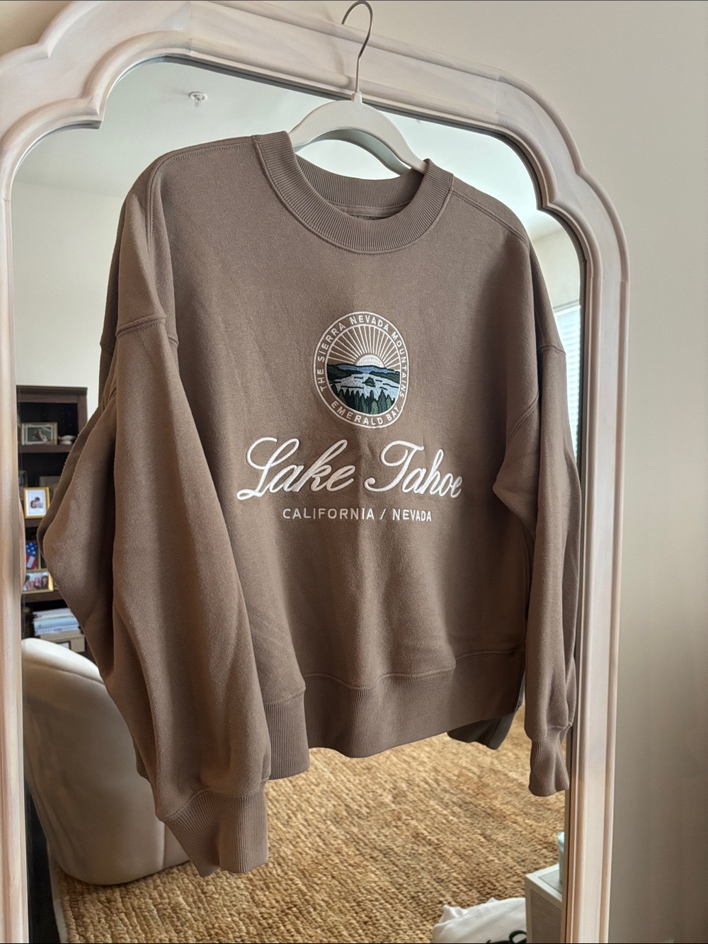 Abercrombie & Fitch Lake Tahoe Graphic Crewneck - Brown